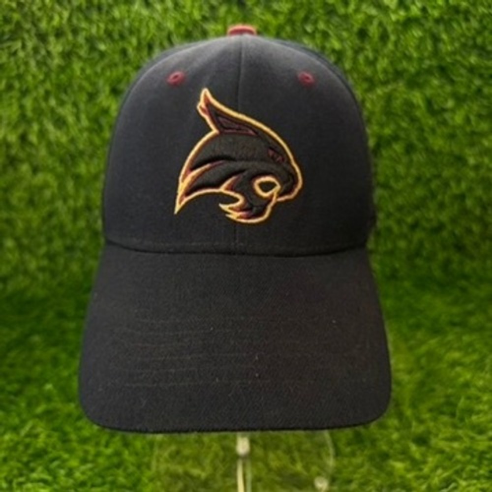 Top of the World Texas State Bobcats Hat Men OSFM One-Fit Black Maroon NCAA Cap
